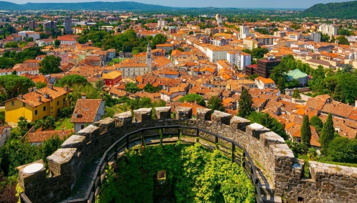Gorizia Holiday Inn Rastello Suite Zewnętrze zdjęcie